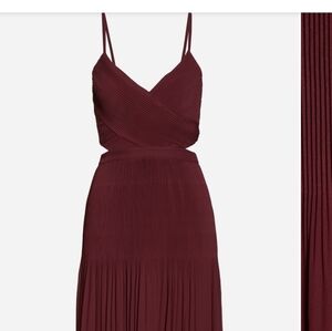 Elegant Burgundy Maxi Skirt